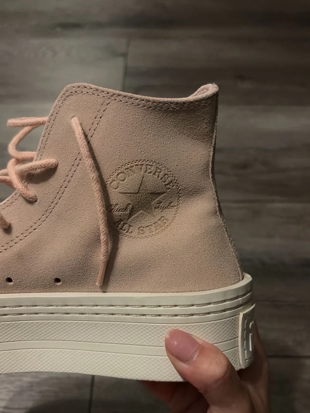 Converse Women's Pink Suede Platform High-Top Sneaker - Picture 1 of 4